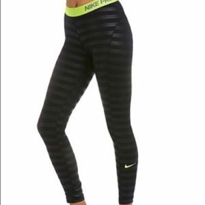Nike pro dri fit leggings